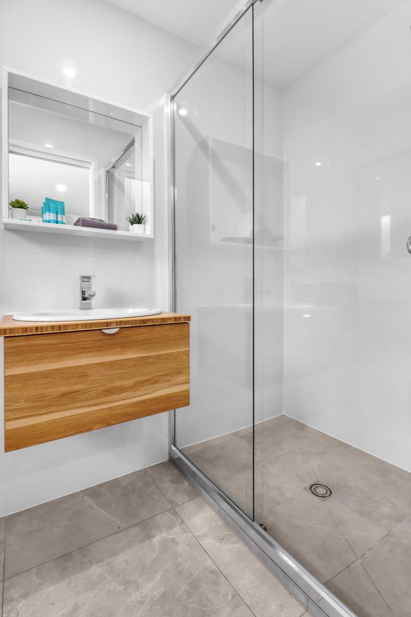 Recharge In Waurn Ponds Hotel Джилонг Екстериор снимка
