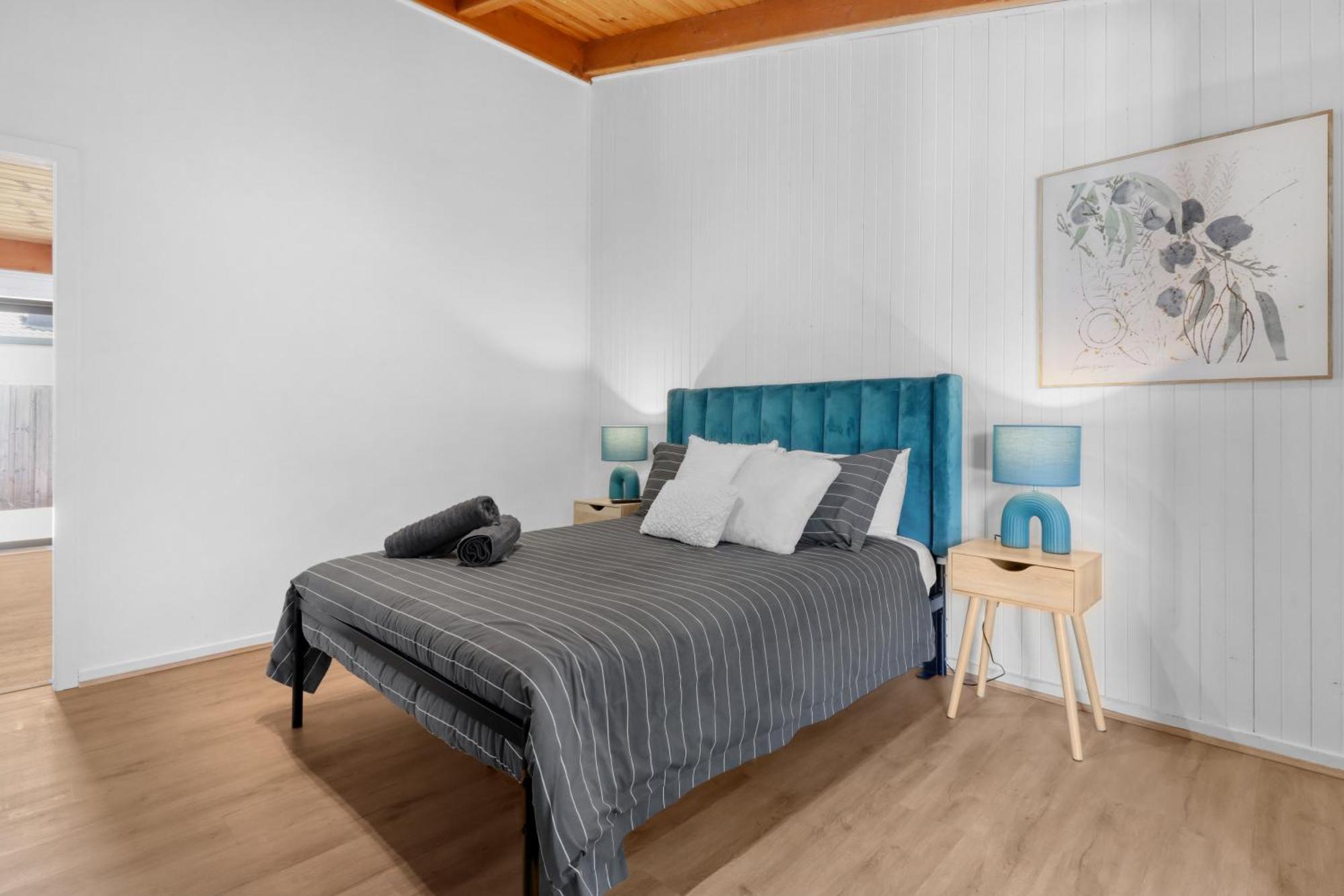 Recharge In Waurn Ponds Hotel Джилонг Екстериор снимка